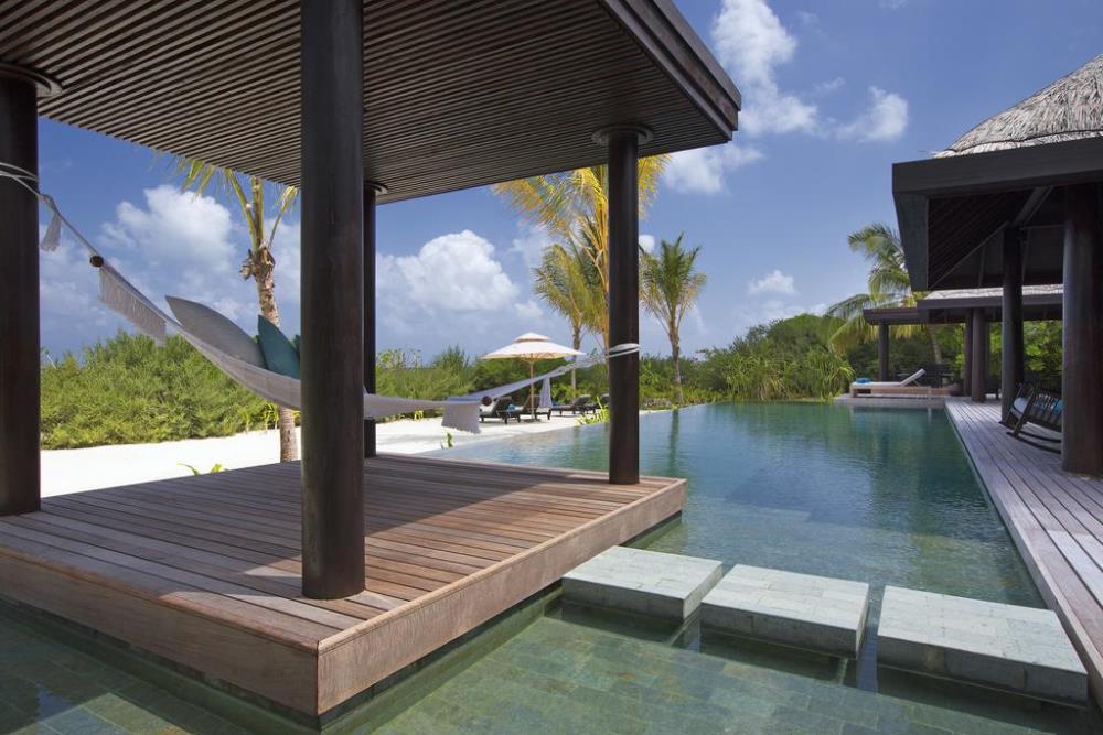 content/hotel/Anantara Kihavah/Accommodation/2 Bedroom Beach Pool Residence/AnantaraKihavah-Acc-2BedroomBeachPoolResidence-04.jpg